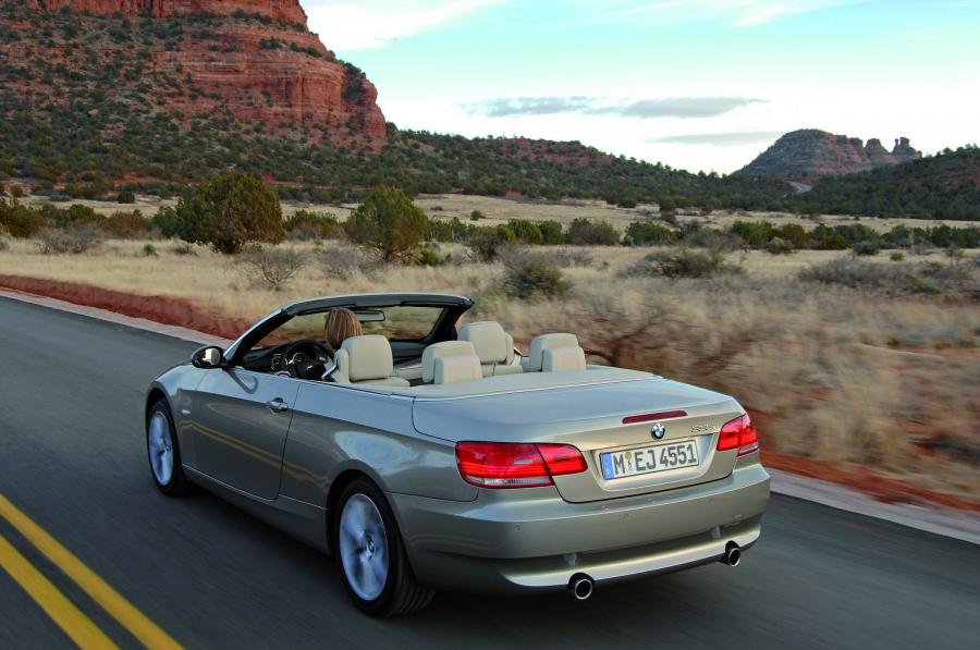  BMW 3-Series Convertible 2007 года  (фото 142 из 239)